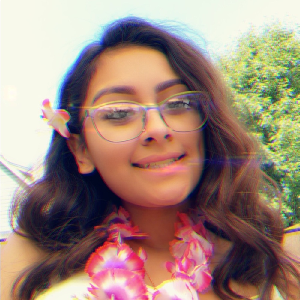 Meet your Posher, Ariadna